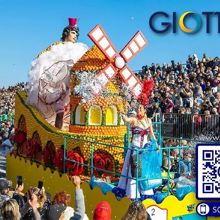 Apartment Renove Face Avec Terrasse A - Fr-1-196-167